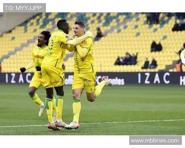 北京足球队近期状态分析与未来发展展望探讨